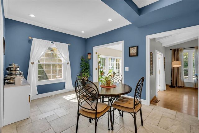 22253 Sheffield Court, Farmington Hills, MI 48335