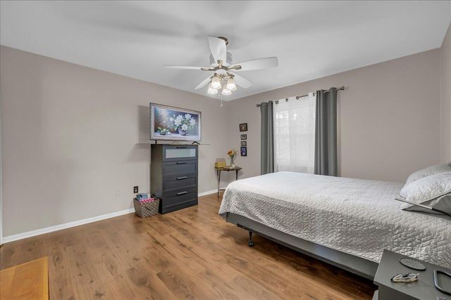 22253 Sheffield Court, Farmington Hills, MI 48335