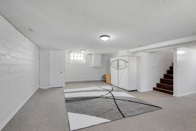 6425 Fremont Avenue N, Brooklyn Center, MN 55430