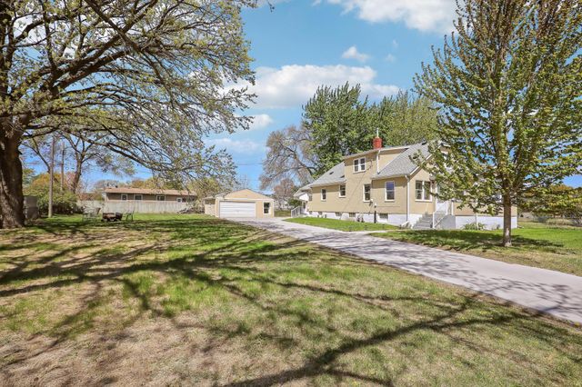 6425 Fremont Avenue N, Brooklyn Center, MN 55430