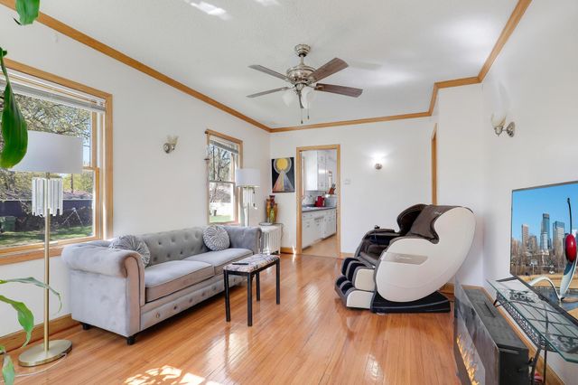 6425 Fremont Avenue N, Brooklyn Center, MN 55430