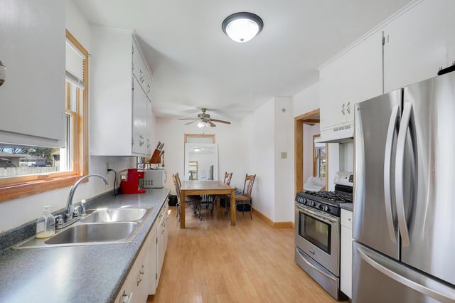 6425 Fremont Avenue N, Brooklyn Center, MN 55430