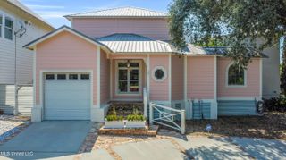 27 Chapel Hill Road, Bay Saint Louis, MS 39520