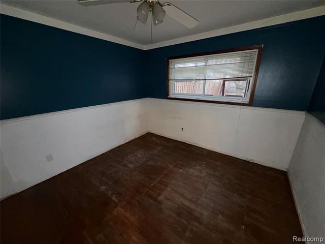 33424 Cheryl Street, Clinton Township, MI 48035