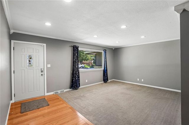 7237 Lafayette Avenue, Kansas City, KS 66109