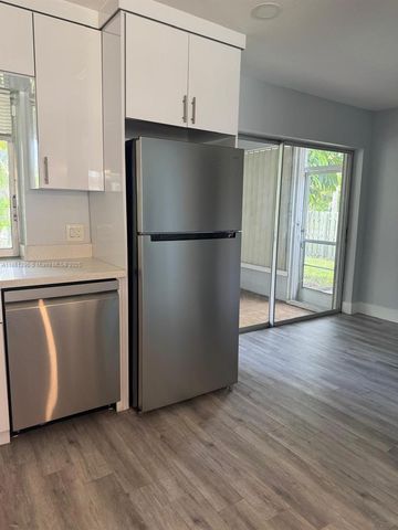 11500 NW 39th St, Sunrise, FL 33323