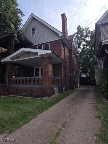 2101 Broadview Road, Cleveland, OH 44109