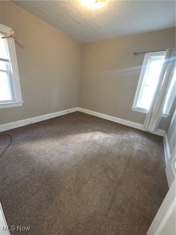 2101 Broadview Road, Cleveland, OH 44109