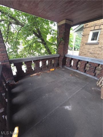 2101 Broadview Road, Cleveland, OH 44109