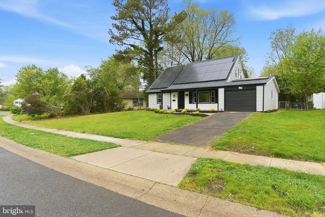 76 EVERGREEN DR, Willingboro, NJ 08046