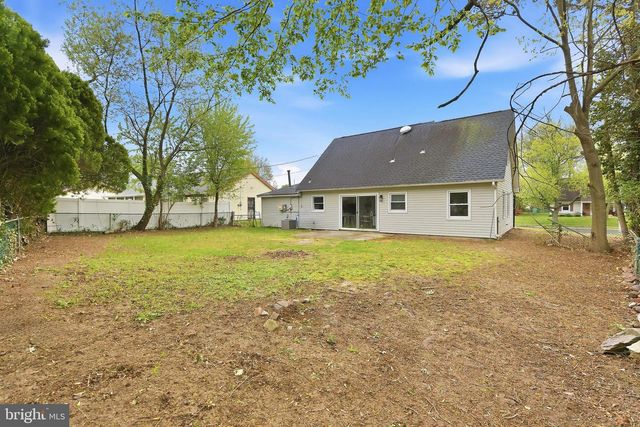 76 EVERGREEN DR, Willingboro, NJ 08046