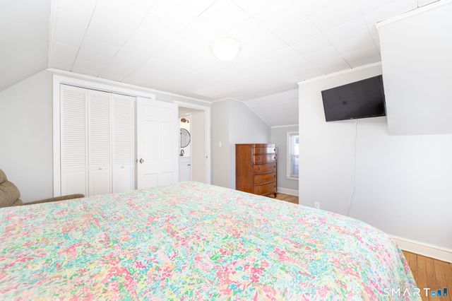 575 South Main Street, West Hartford, CT 06110