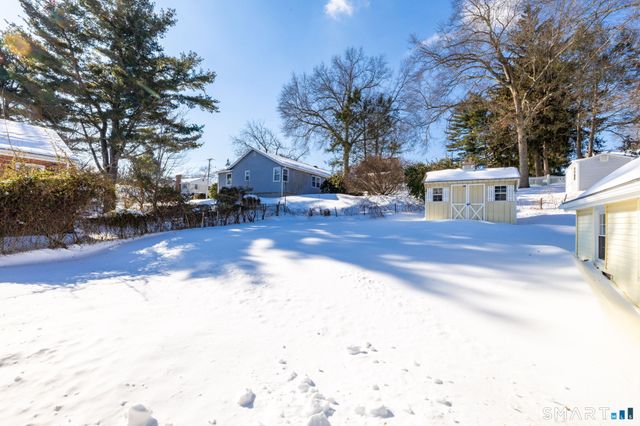 575 South Main Street, West Hartford, CT 06110