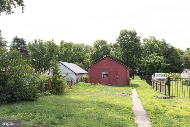 35 PENN ST, Washington Boro, PA 17582