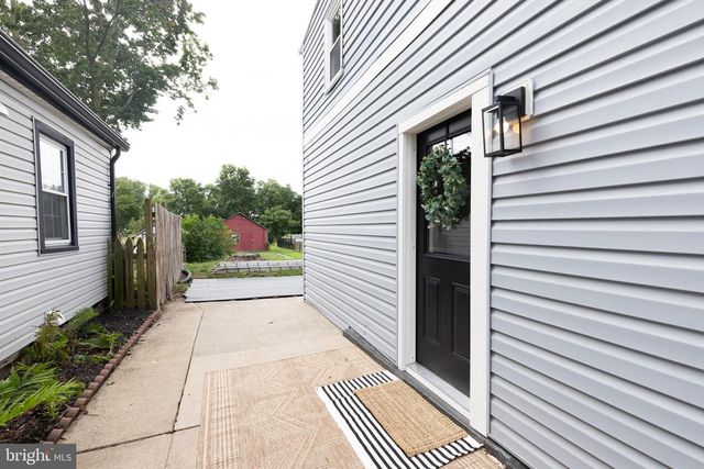 35 PENN ST, Washington Boro, PA 17582