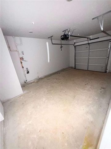 11600 E Lovejoy Road E, Hampton, GA 30228