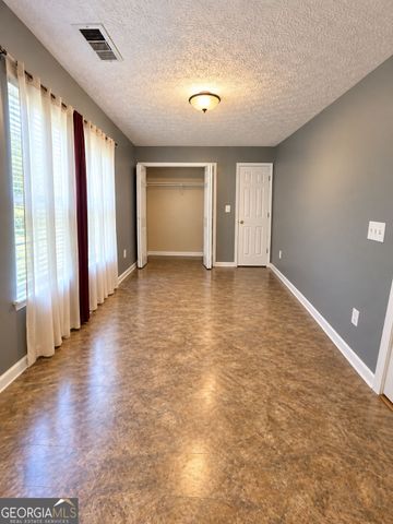 201 Derek Court, Griffin, GA 30223