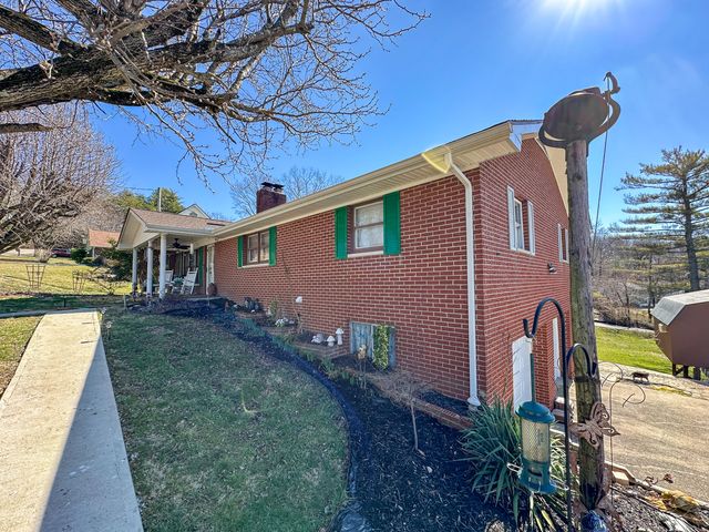 402 Rosedale Avenue, London, KY 40741