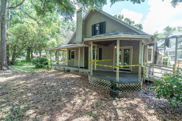 10422 N WOODMERE ROAD, Tampa, FL 33617