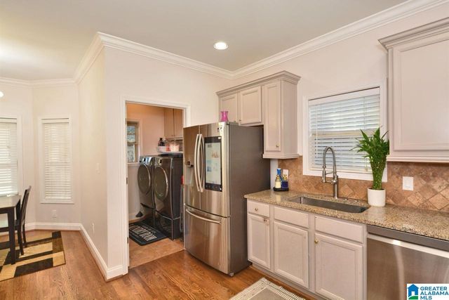 221 CASTLEHILL DRIVE, Vestavia Hills, AL 35226