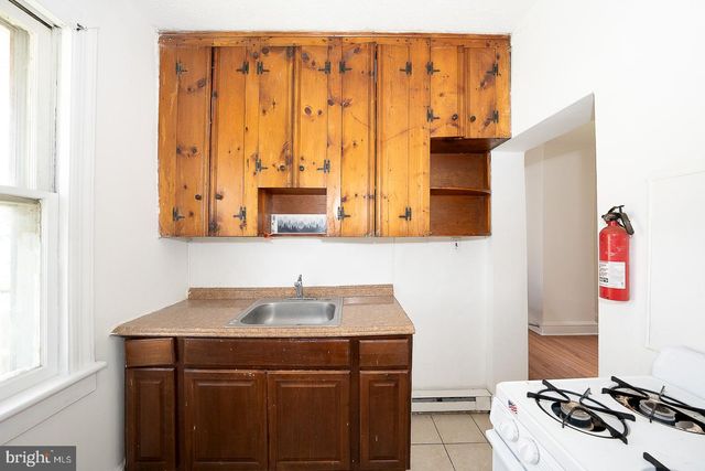 1124 SPRING ST, Sharon Hill, PA 19079