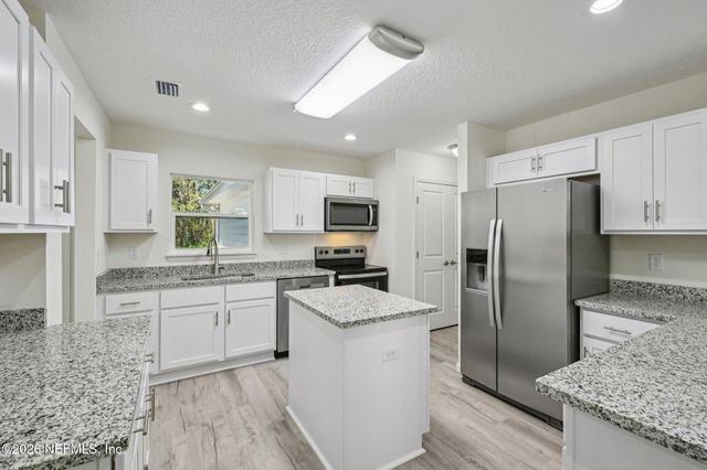 2265 S MIMOSA Avenue, Middleburg, FL 32068