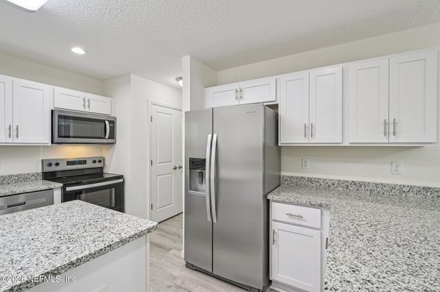 2265 S MIMOSA Avenue, Middleburg, FL 32068