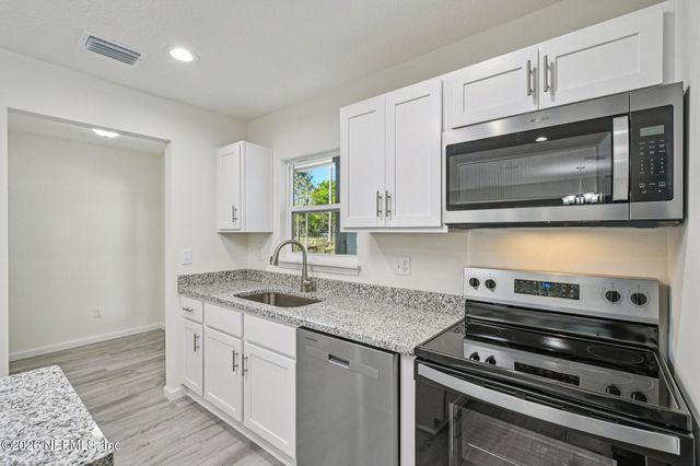 2265 S MIMOSA Avenue, Middleburg, FL 32068