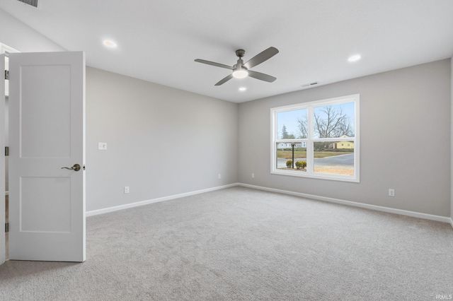 218 Saddle Ridge Drive, Garrett, IN 46738