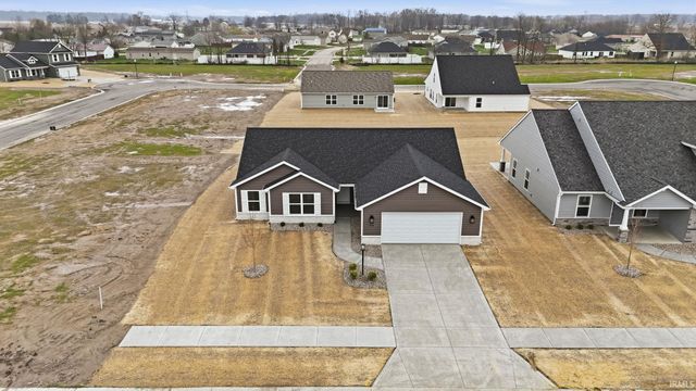 218 Saddle Ridge Drive, Garrett, IN 46738