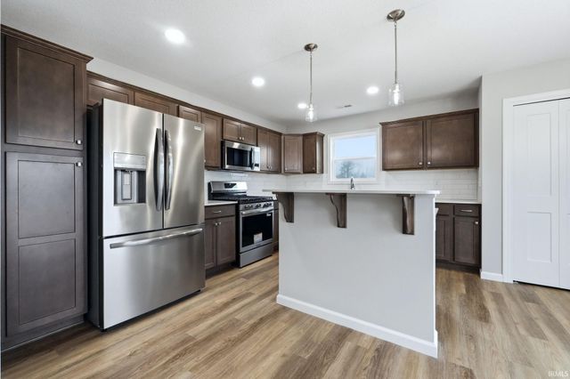 218 Saddle Ridge Drive, Garrett, IN 46738