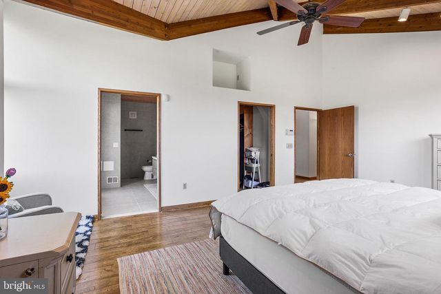 84 STONY BROOK RD, Hopewell, NJ 08525