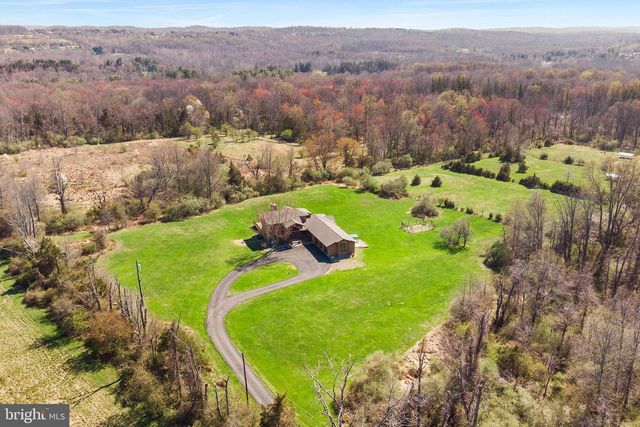 84 STONY BROOK RD, Hopewell, NJ 08525