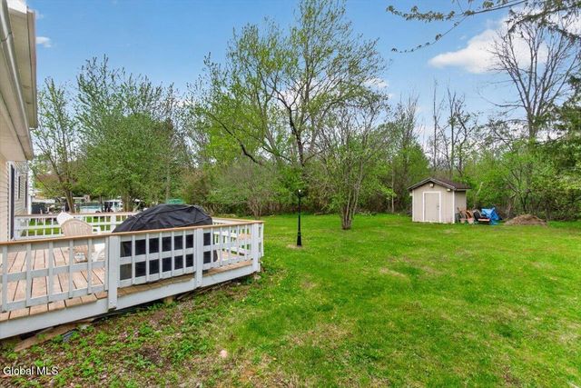 12 Pine Avenue, Johnstown, NY 12095