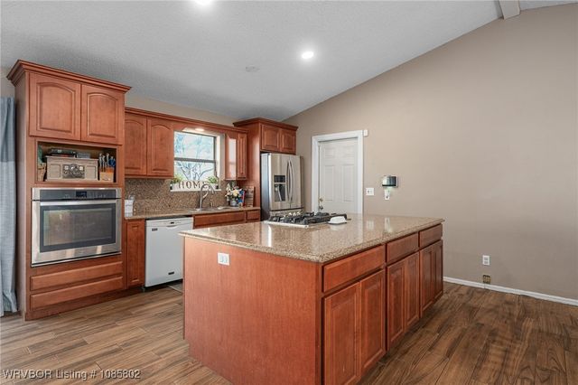 21634 Coggins Road, Poteau, OK 74953