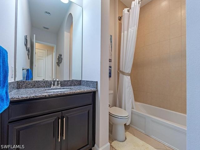 9143 Isla Bella CIR, Bonita Springs, FL 34135