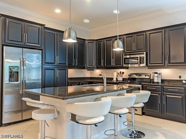 9143 Isla Bella CIR, Bonita Springs, FL 34135