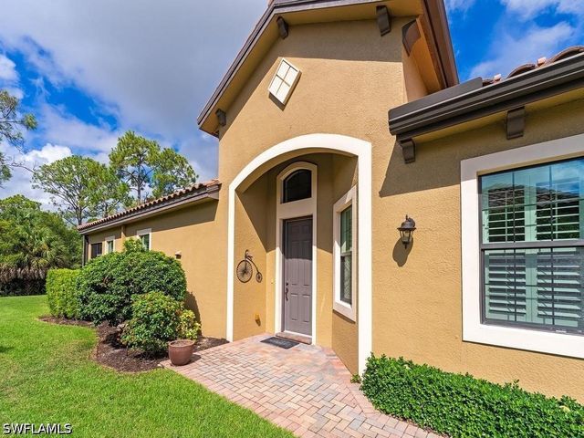 9143 Isla Bella CIR, Bonita Springs, FL 34135