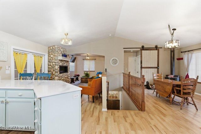 5983 N Loraine St, Coeur D'alene, ID 83815