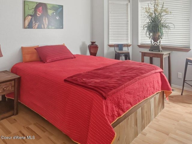 5983 N Loraine St, Coeur D'alene, ID 83815