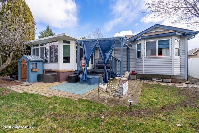 5983 N Loraine St, Coeur D'alene, ID 83815