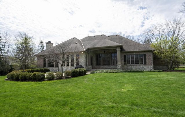 1512 W County Line ROAD, Mequon, WI 53092