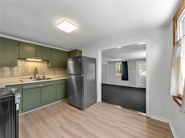 305 N 14th Street, Kansas City, KS 66102
