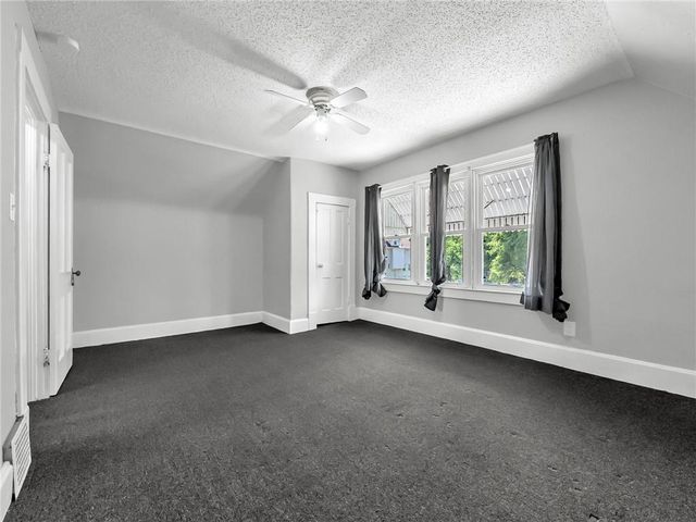 305 N 14th Street, Kansas City, KS 66102