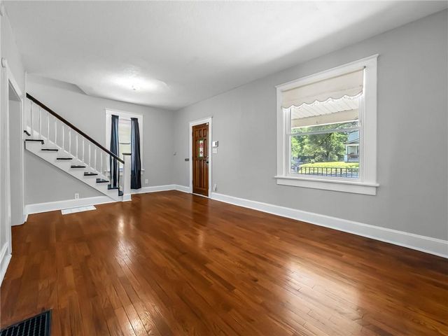 305 N 14th Street, Kansas City, KS 66102