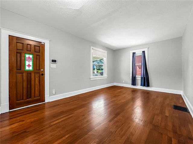 305 N 14th Street, Kansas City, KS 66102
