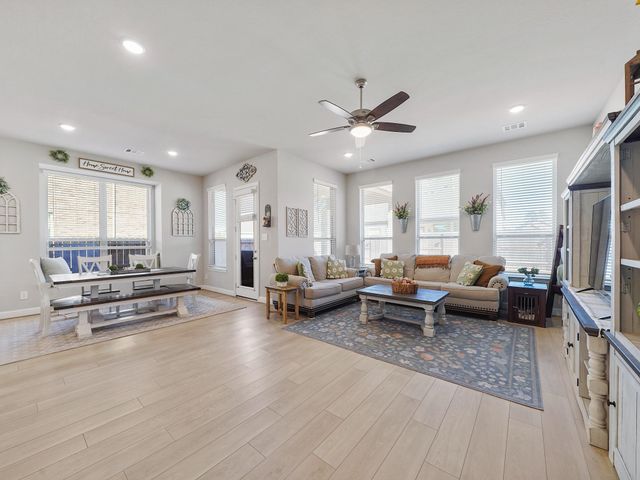 10267 Bayou Oaks Drive, Conroe, TX 77385