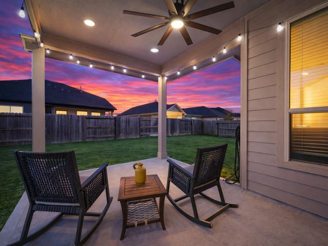 10267 Bayou Oaks Drive, Conroe, TX 77385