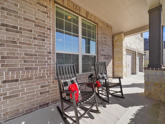 10267 Bayou Oaks Drive, Conroe, TX 77385