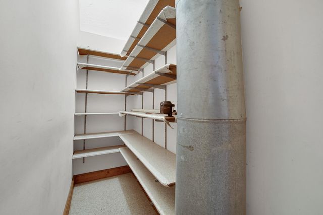 129 Kingsbury Avenue, La Porte, IN 46350